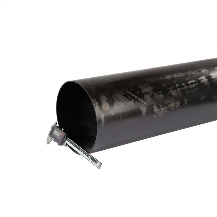 Тръба от въглеродни влакна с голям диаметър